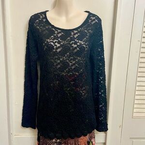 Forever 21 Stretchable Black Lace Long Sleeves Pullover (M-L)